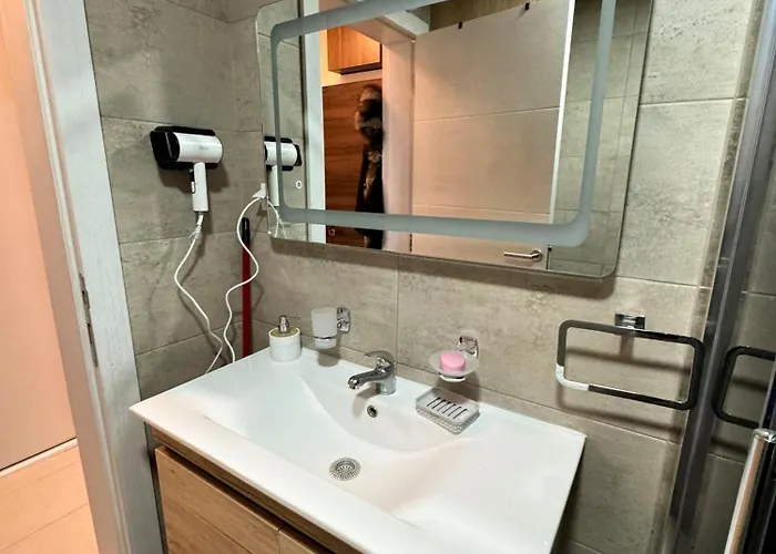 Apartment Royal 42 *